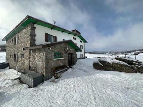 Property building, Winter