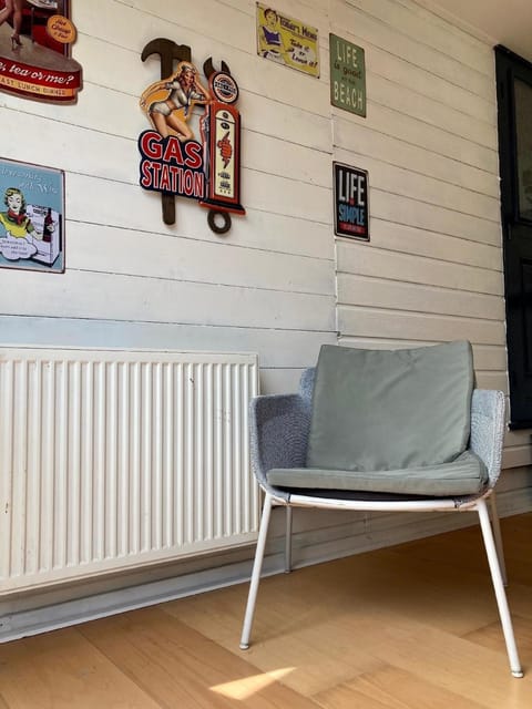 Haus Aurora mit Blick auf das Lauwersmeer, Ufergrundstück Whirlpool Haus in Anjum