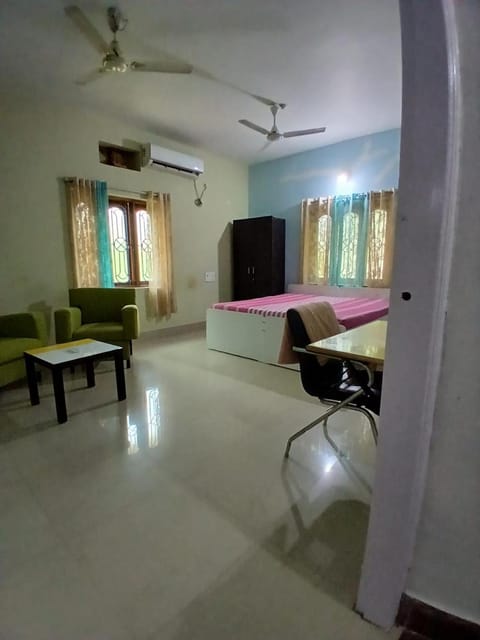 The Basic Chambre d’hôte in Bhubaneswar