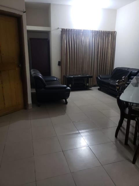 Living room, Photo of the whole room