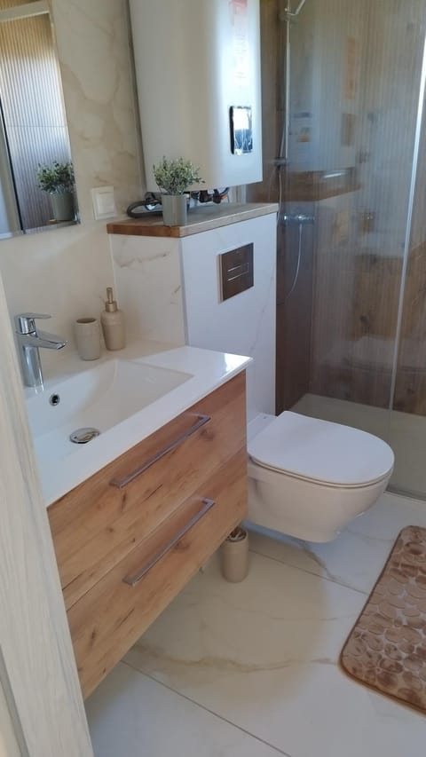 Zakątek Dębki Campground/ 
RV Resort in Pomeranian Voivodeship