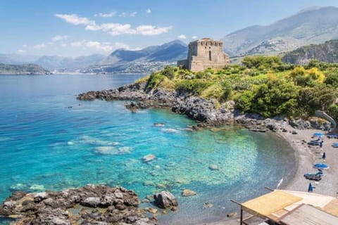 Natural landscape, Mountain view, Sea view