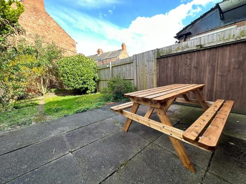 Spring, Garden, Garden view