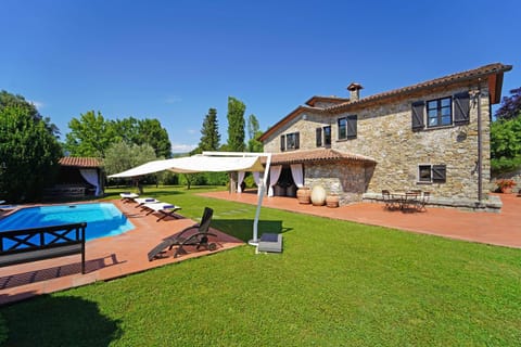 Villa Lavanda 10P Pool near Cinque Terre by VILLASRETREATS Villa in Province of Massa and Carrara