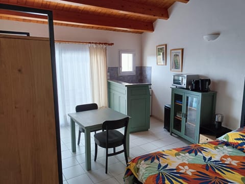 Large studio close to the beach Apartment in Saint-Martin-de-Ré