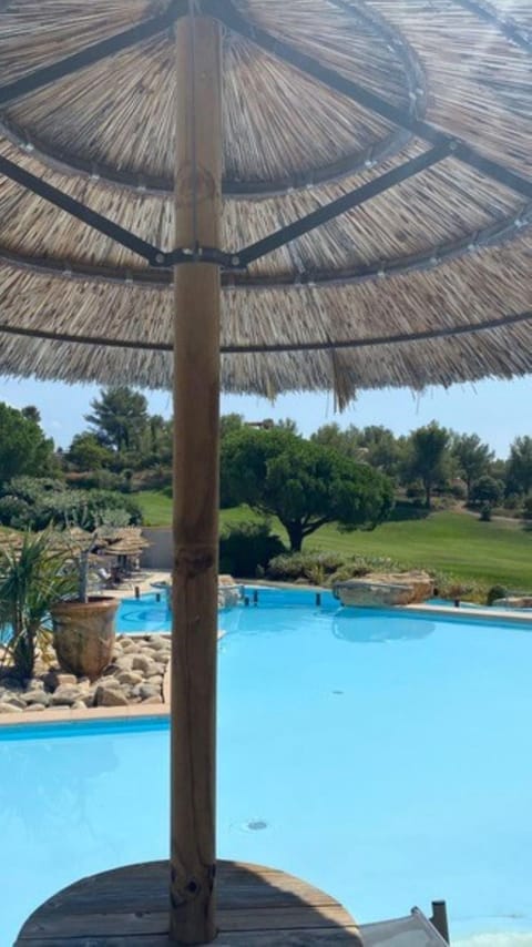 Day, Pool view, Swimming pool, sunbed