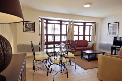 Lagrange Vacances - Résidence Jardin Mauresque Apartment hotel in Arcachon