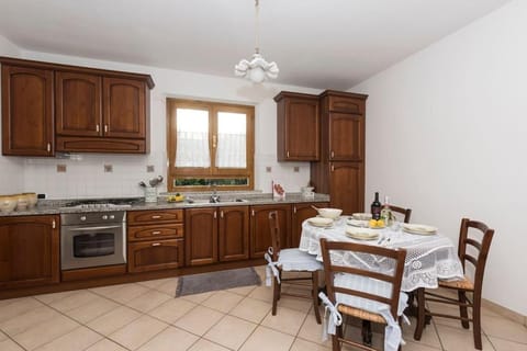 Lovely cosy villa, jacuzzi, nature Villa in Camaiore