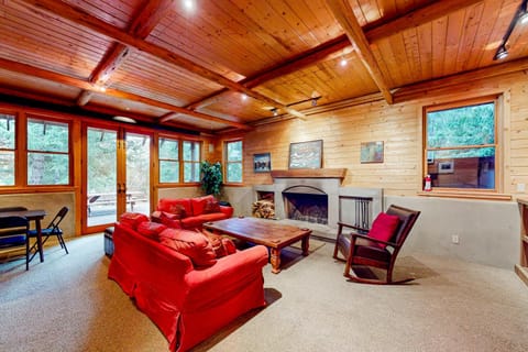 Eureka Lodge House in Lake Pend Oreille