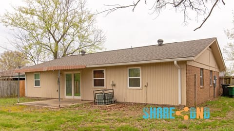 Chic & Spacious 3BR2BA Home in Pecan Lake House in Little Rock