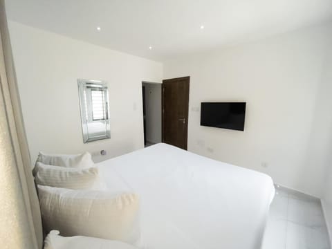 luxe apartments one bedroom Eigentumswohnung in Lagos