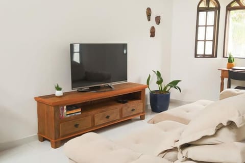 Communal lounge/ TV room, TV and multimedia, Evening entertainment