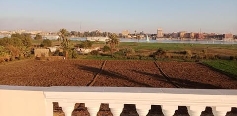 Nille and Garden View Villa in Luxor