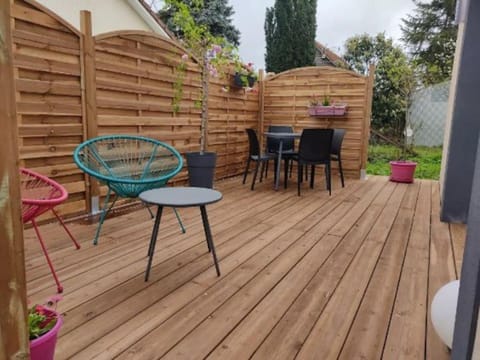 Patio, Balcony/Terrace
