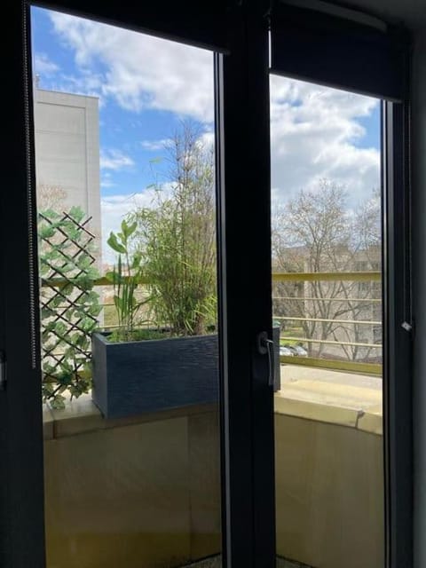 Stylish and Cozy Apartment in Île-de-France