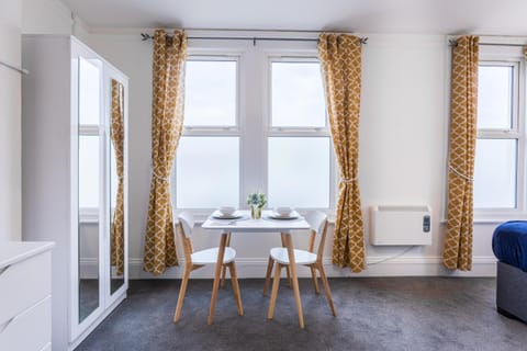 West Street Studio Apartments in Southend Apartment in Southend-on-Sea