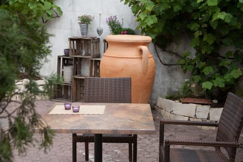 Patio, Garden, Seating area