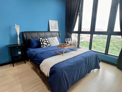 welcome to Aliya 3 room fix 6-7Pax Apartment in Petaling Jaya