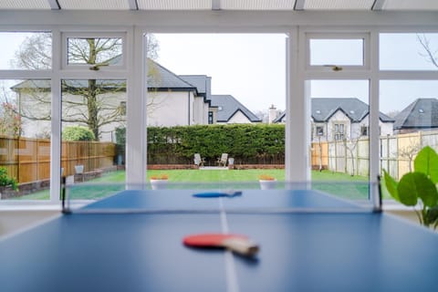 Game Room, Game Room, Table tennis, Table tennis