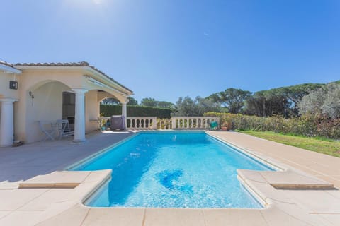 Villa de prestige avec piscine Villa in Saint-Raphael