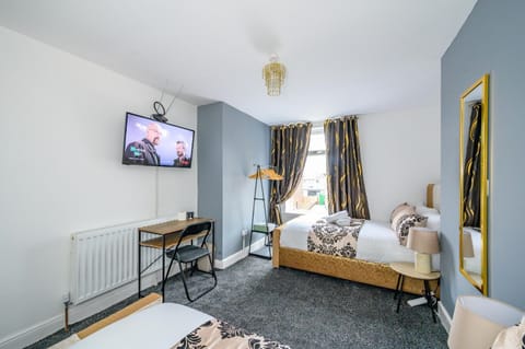 *RB31S* For your relaxed & Cosy stay/Parking/WiFi Vacation rental in Leeds