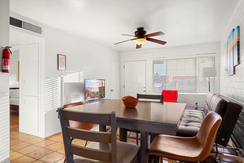 Pinchot Dos - Old Town Scottsdale Apartment in Scottsdale