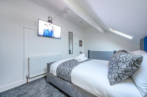 *RA31S* For most relaxed & Cosy Stay/Parking/WiFi Vacation rental in Leeds