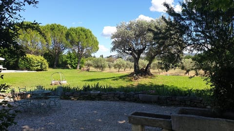 Mas Traditionnel en Provence Villa in Cavaillon