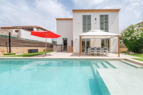 Ferienhaus mit Privatpool für 8 Personen ca 176 qm in Portocolom, Mallorca Südostküste von Mallorca House in Portocolom