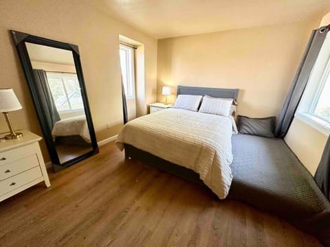 Cozy Cabin in the City + GYM+Dog Park Maison in Winnemucca