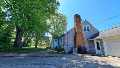 Harbert's Gem Casa in Sawyer