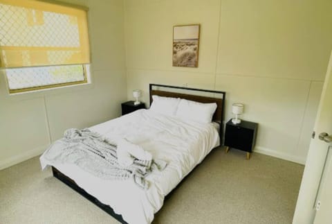 Coffs Pit Stop - 1 Bedroom CBD House in Coffs Harbour