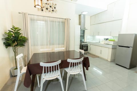 Kitchen or kitchenette, kitchen