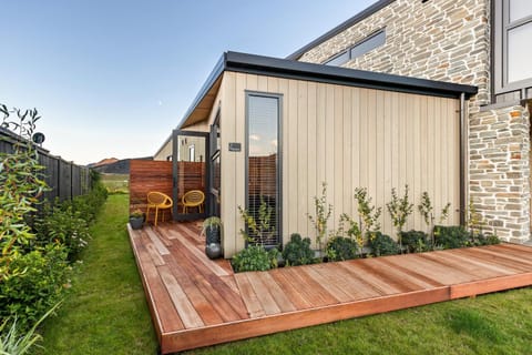 The Front Room Bed and Breakfast in Wanaka