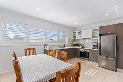 Meridian U1-4 Hutton St - Linen Included Apartamento in Port Elliot