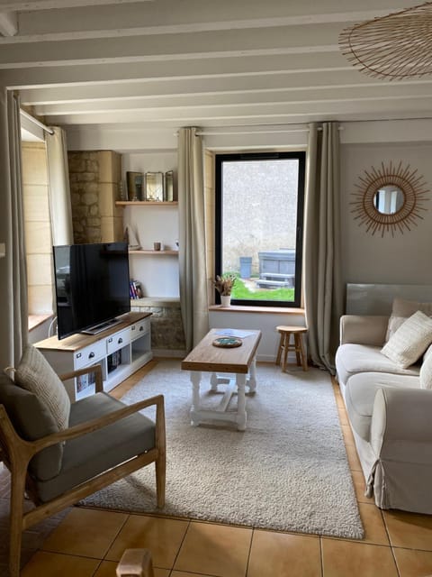 Gîte avec jacuzzi proche de Bayeux House in Normandy