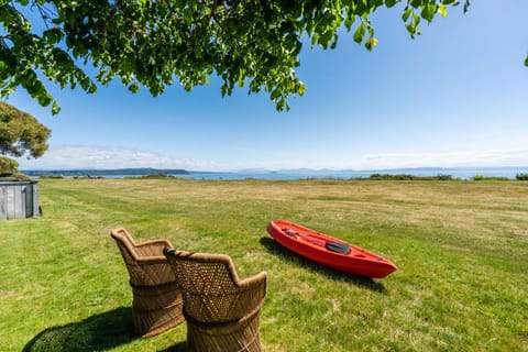 Natural landscape, Garden view, Lake view