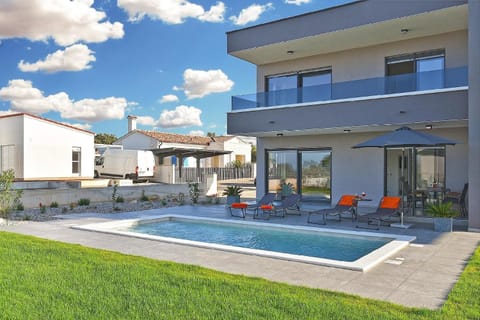 Ferienhaus mit Privatpool für 6 Personen ca 80 qm in Peroj, Istrien Istrische Riviera House in Fažana