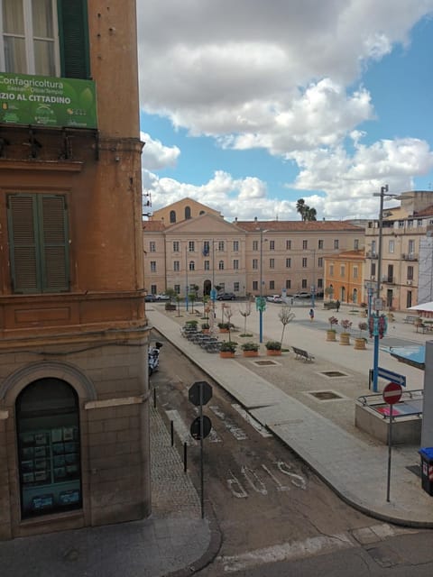 Balcony/Terrace, Landmark view