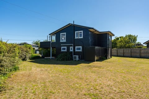 Property building, Garden view