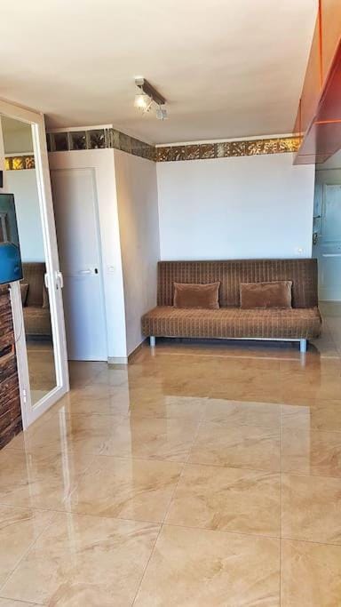 Apartamento de lujo con amplia vista al Mar. - Apartment in Torremolinos