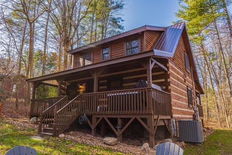 Hidden Hideaway cabin House in Cosby