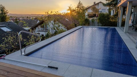 Luxuriöses Haus mit Pool, nahe Schweizer Grenze Casa in Riehen