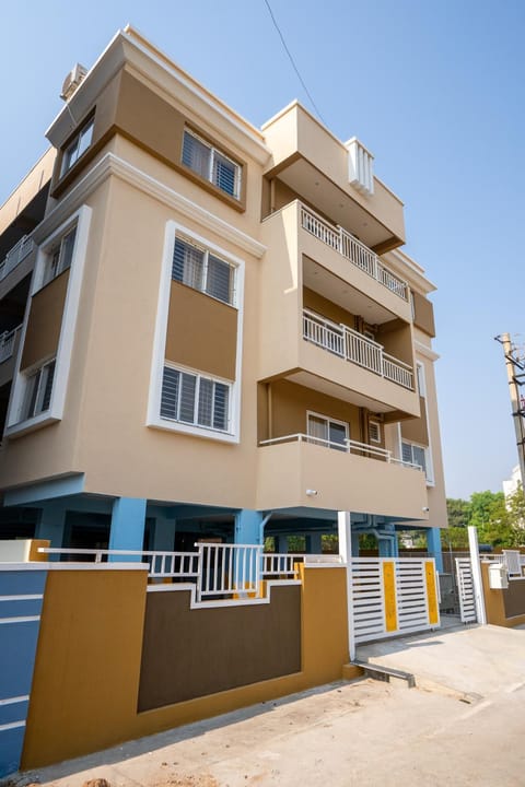 Elegance Serviced Apartment Eigentumswohnung in Mysuru
