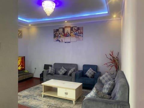 Stylish & Convenient Condo for couples and familes Condo in Addis Ababa