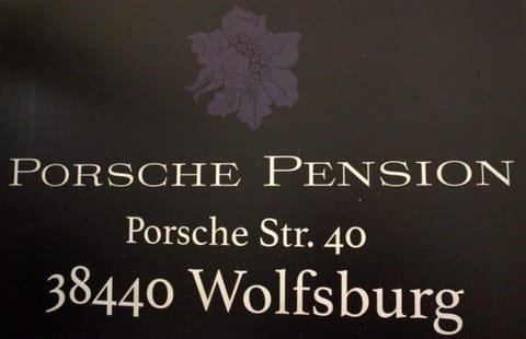 Porschepension Bed and Breakfast in Wolfsburg