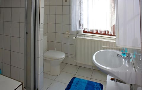 1 Bedroom Lovely Apartment In Wesenberg Ot Strasen Condo in Rheinsberg