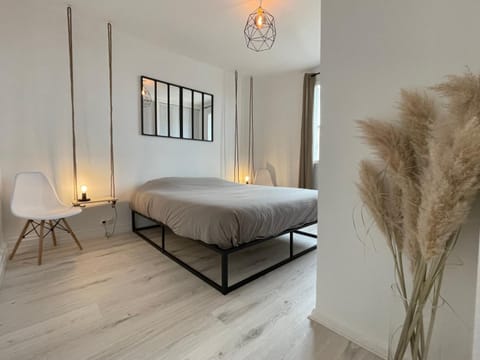 Logement chaleureux et lumineux Apartamento in Villefranche-sur-Saone