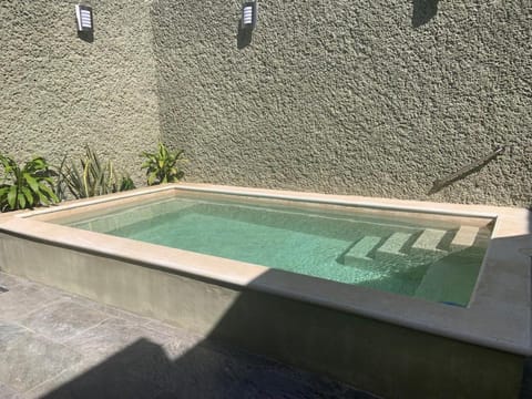 2 Bed, 3 Bathrooms, Private Pool, 3 min to beach! Villa in Progreso