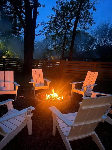 The Hickory House with Firepit- Boat Ramp Access to Cedar Creek Lake House in Tool